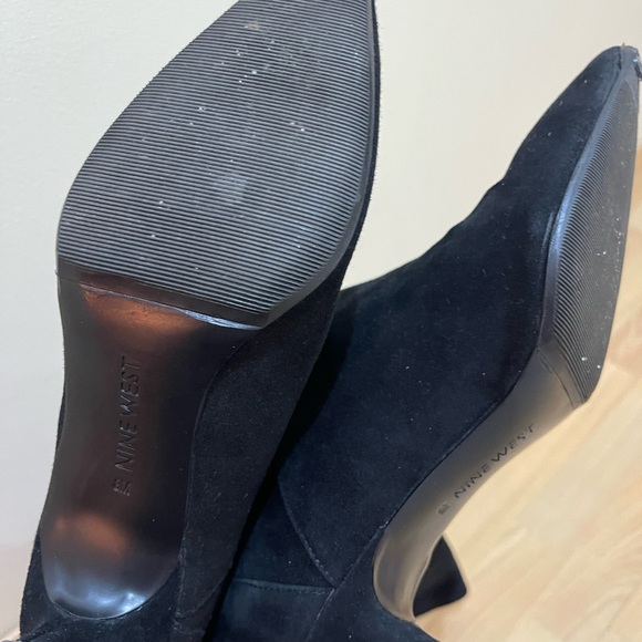 Suede over the knee boots in pristine condition - Picture 4 of 7